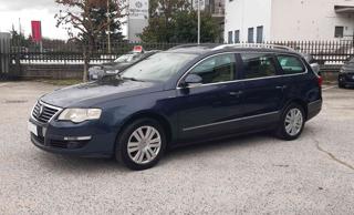 VOLKSWAGEN Passat usata, con Controllo trazione
