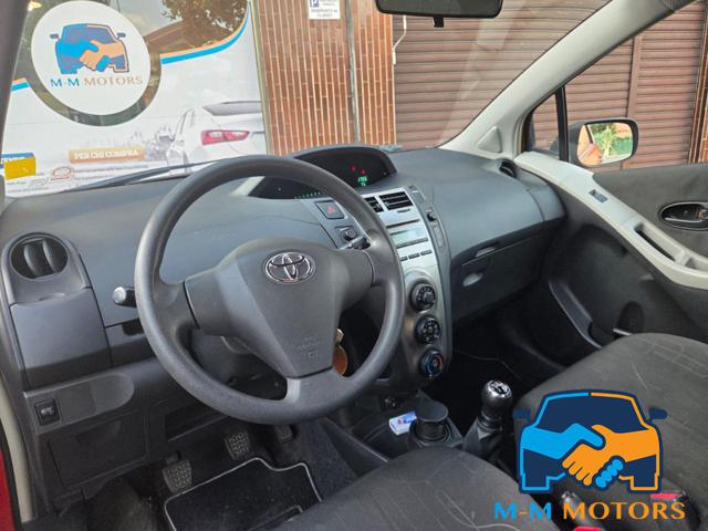 TOYOTA Yaris usata, con Chiusura centralizzata