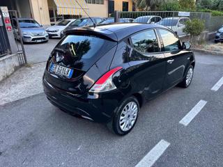 LANCIA Ypsilon usata, con Autoradio
