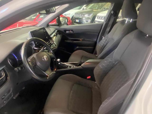 TOYOTA C-HR usata 5