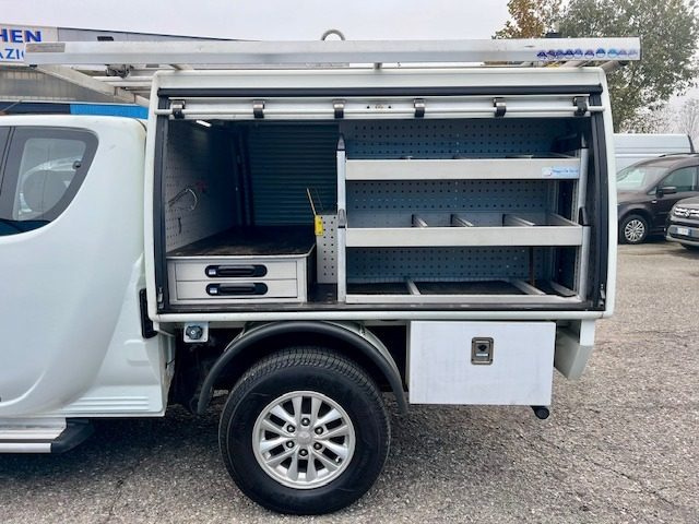 MITSUBISHI L200 usata, con Chiusura centralizzata