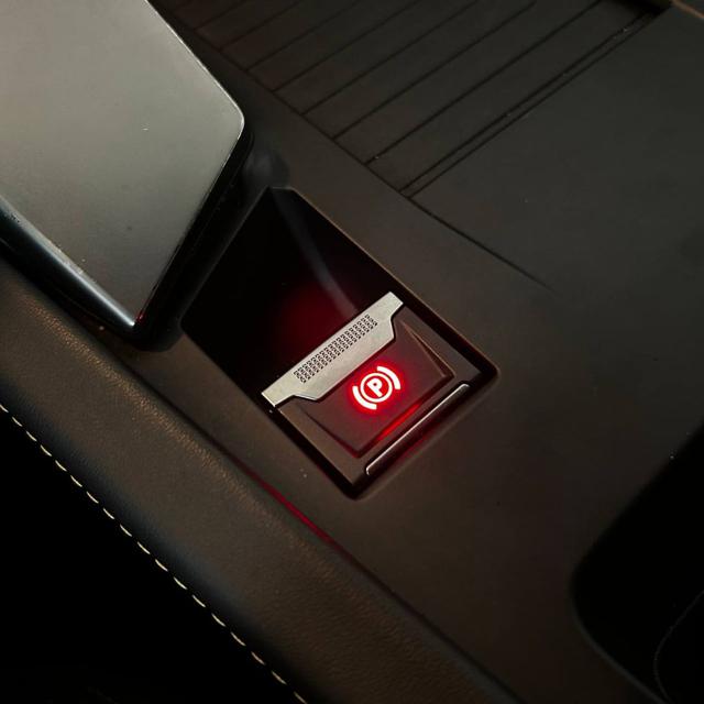 PEUGEOT 308 usata, con Controllo vocale