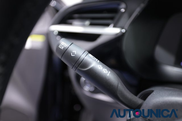 OPEL Corsa usata, con Fari LED