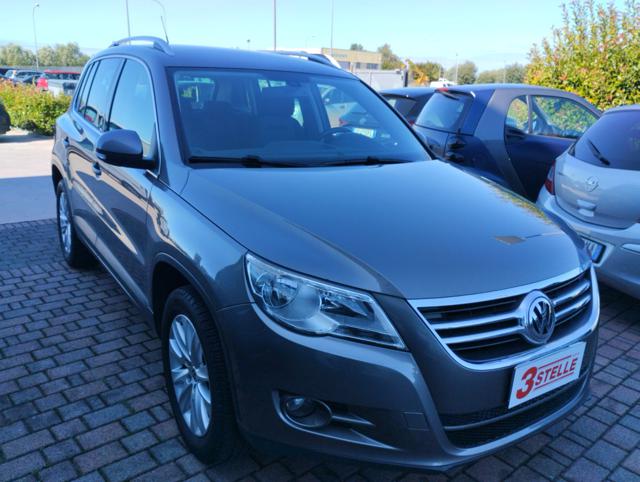 VOLKSWAGEN Tiguan usata, con Airbag laterali