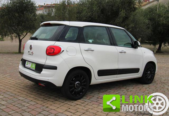 FIAT 500L usata, con Autoradio