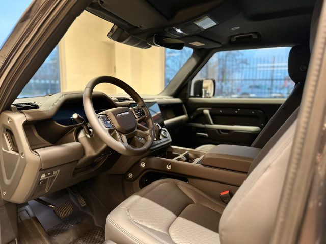 LAND ROVER Defender usata, con Antifurto