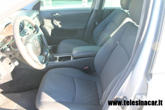 MERCEDES-BENZ C 200 usata, con Chiusura centralizzata