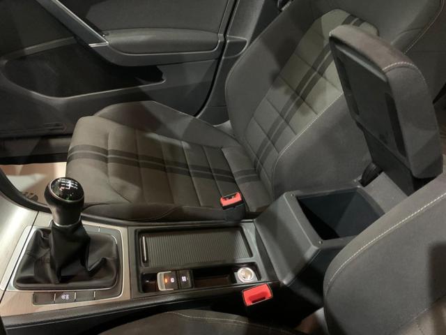 VOLKSWAGEN Golf Variant usata, con Isofix