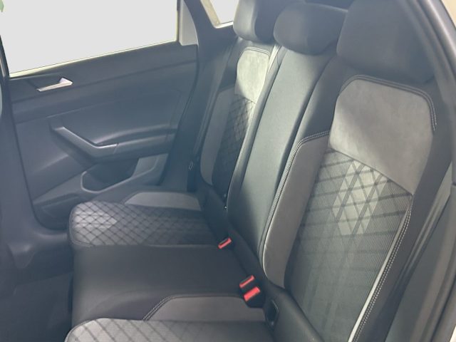 VOLKSWAGEN Taigo usata 9