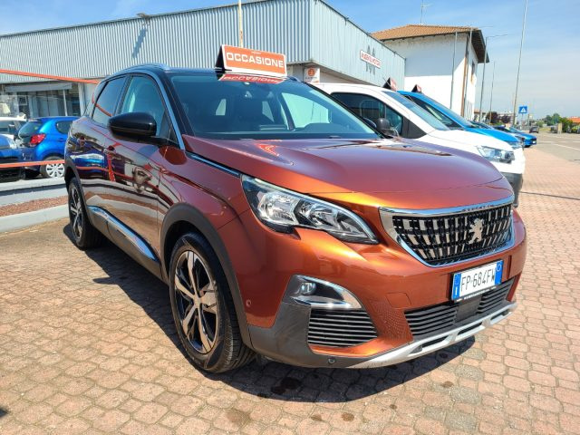 PEUGEOT 3008 usata, con USB