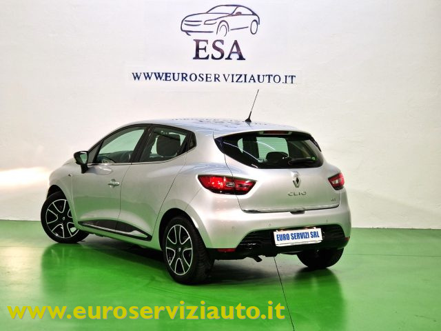 RENAULT Clio usata, con Sensori di parcheggio posteriori