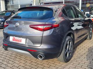 ALFA ROMEO Stelvio usata, con Cerchi in lega