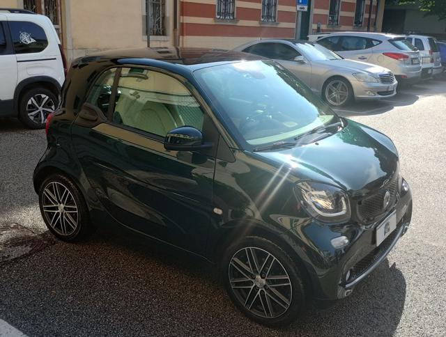 SMART ForTwo usata, con Autoradio