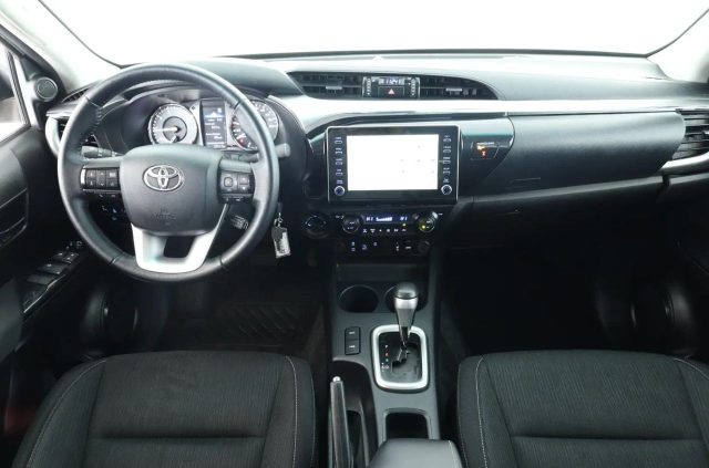 TOYOTA Hilux usata, con Boardcomputer