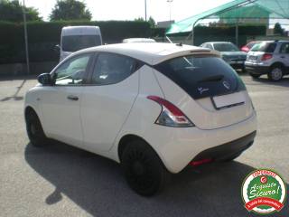 LANCIA Ypsilon usata, con Controllo trazione