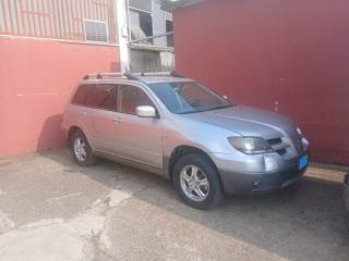 MITSUBISHI Outlander 2.4i 16V 4WD Sport