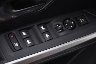 PEUGEOT 3008 usata, con Servosterzo