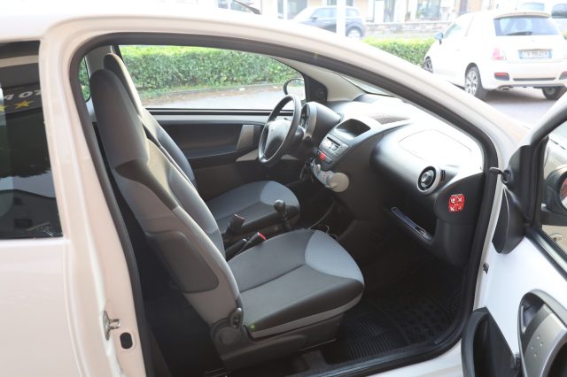 PEUGEOT 107 usata 12