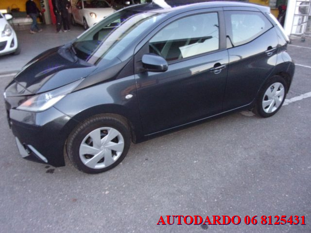 TOYOTA Aygo usata, con Airbag