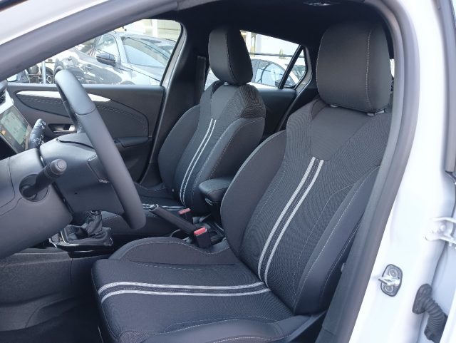OPEL Corsa usata, con Fari LED