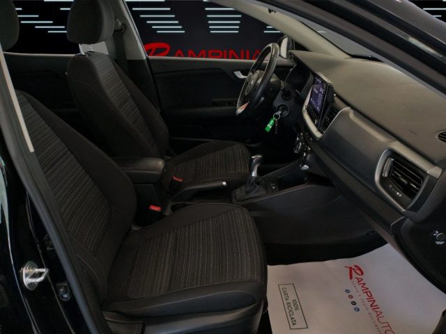 KIA Stonic usata 18