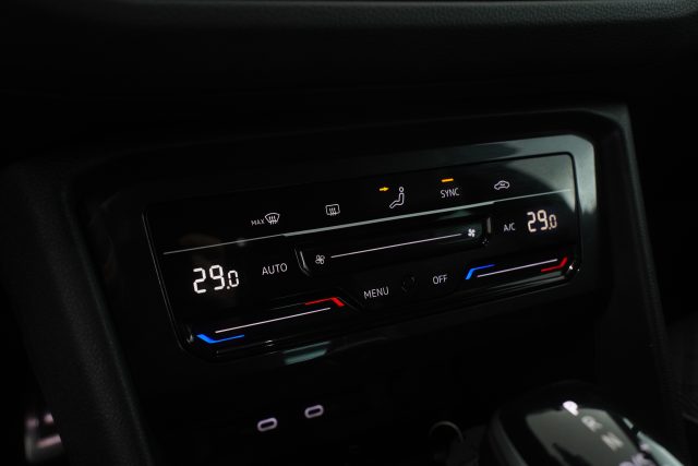 VOLKSWAGEN Tiguan usata 17