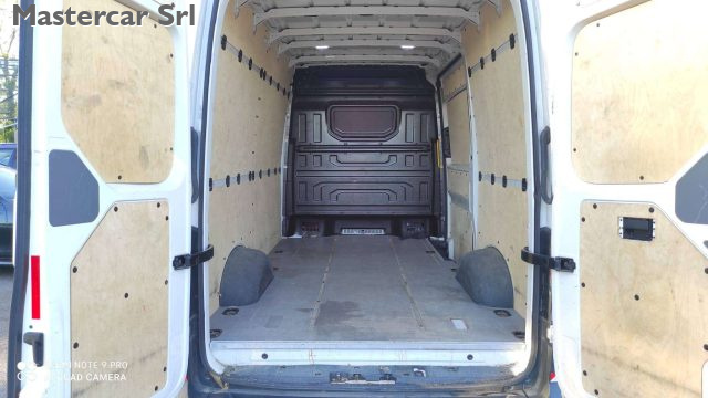 VOLKSWAGEN Crafter usata 13