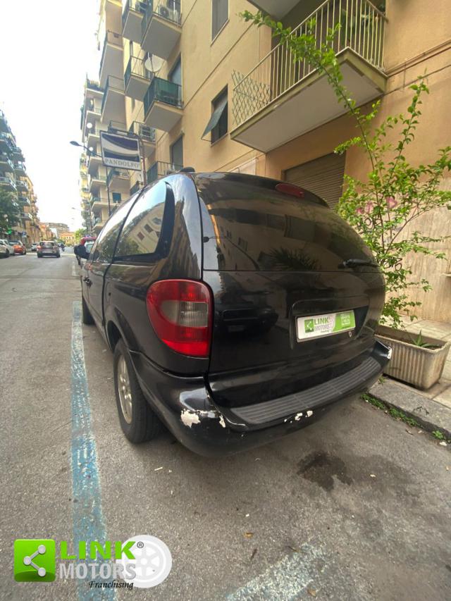 CHRYSLER Voyager usata, con Antifurto