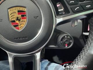 PORSCHE Cayenne usata, con USB