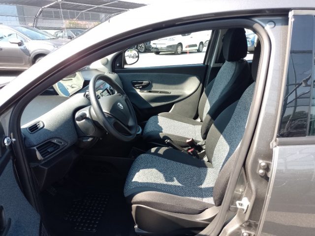LANCIA Ypsilon usata, con Chiusura centralizzata