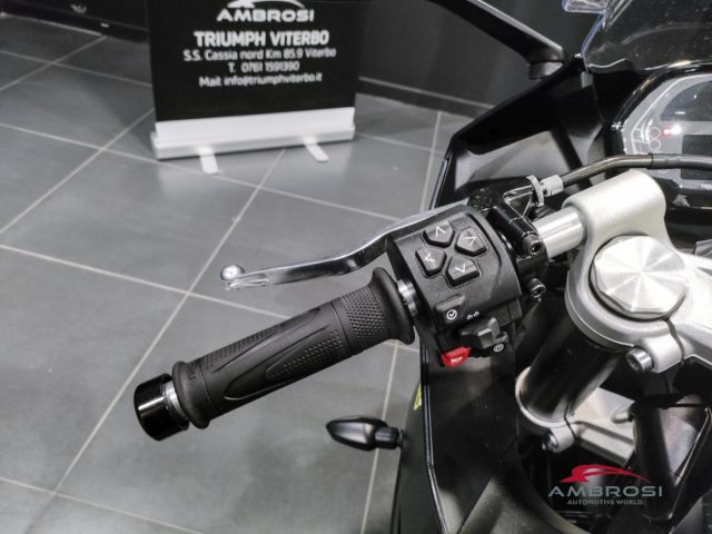 TRIUMPH Daytona 660 usata 10