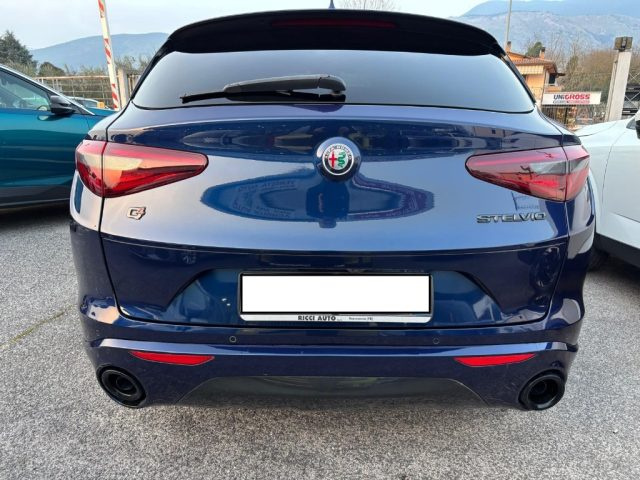 ALFA ROMEO Stelvio usata, con Chiusura centralizzata