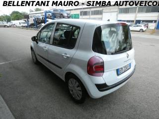 RENAULT Modus usata, con Autoradio