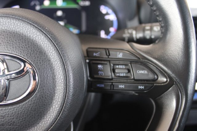 TOYOTA Yaris Cross usata, con Airbag testa