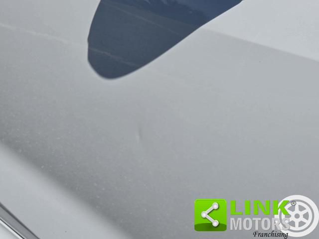 TOYOTA Yaris usata, con Controllo trazione