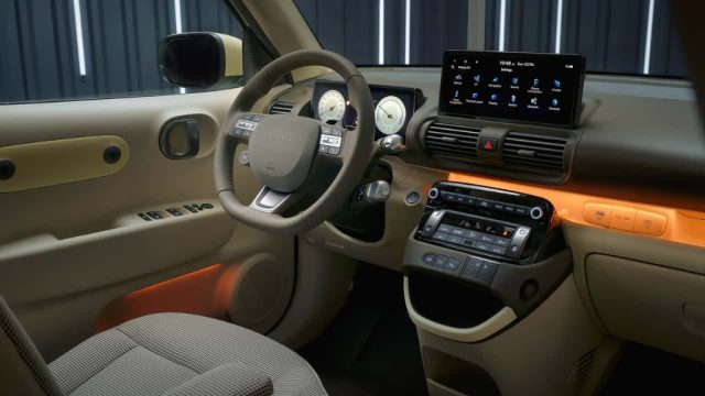 HYUNDAI INSTER usata, con Airbag