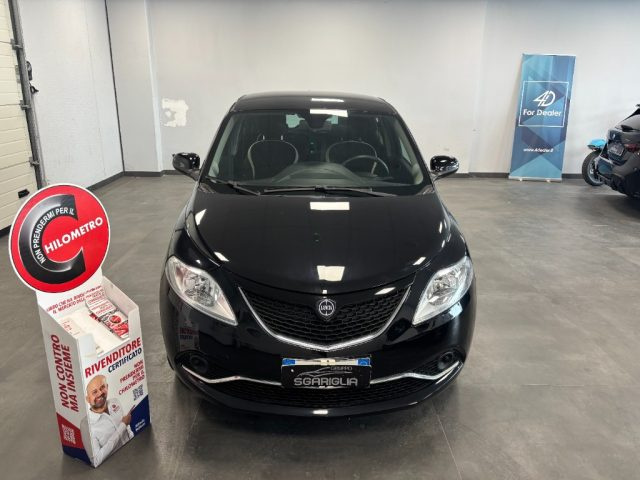 LANCIA Ypsilon usata, con Airbag