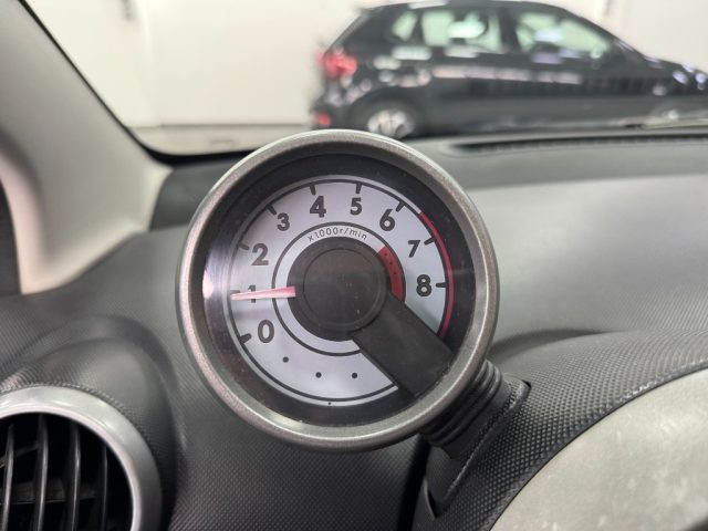 PEUGEOT 107 usata 16