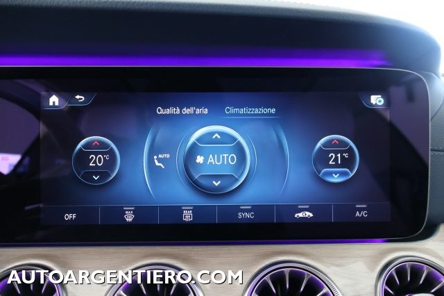 MERCEDES-BENZ E 220 usata, con USB