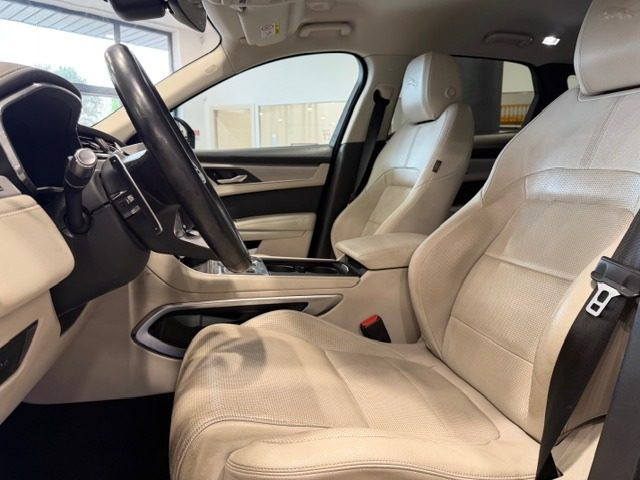 JAGUAR F-Pace usata, con Controllo trazione