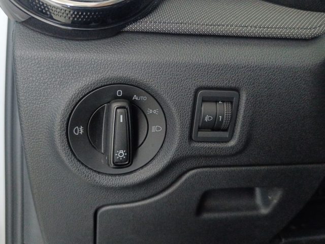SKODA Fabia usata, con Specchietti laterali elettrici