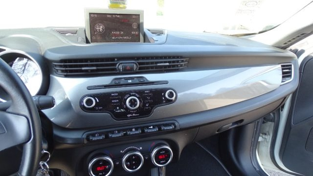 ALFA ROMEO Giulietta usata 98