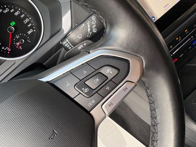 VOLKSWAGEN Tiguan usata, con USB