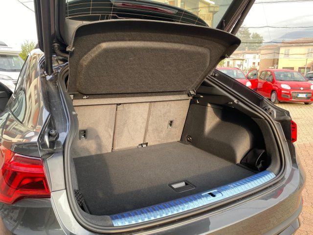 AUDI Q3 usata, con Sedile posteriore sdoppiato
