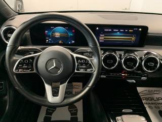 MERCEDES-BENZ CLA 180 usata, con Sistema di navigazione
