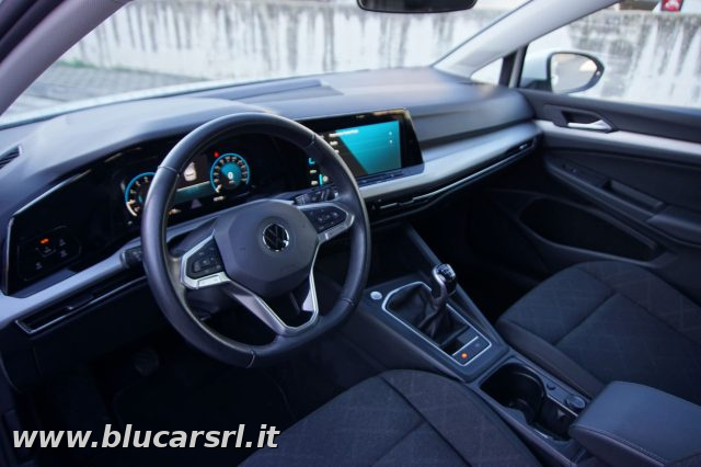 VOLKSWAGEN Golf usata, con Autoradio