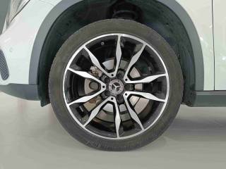 MERCEDES-BENZ GLA 200 usata, con Fari LED