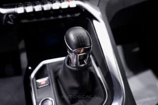 PEUGEOT 5008 usata, con Bracciolo