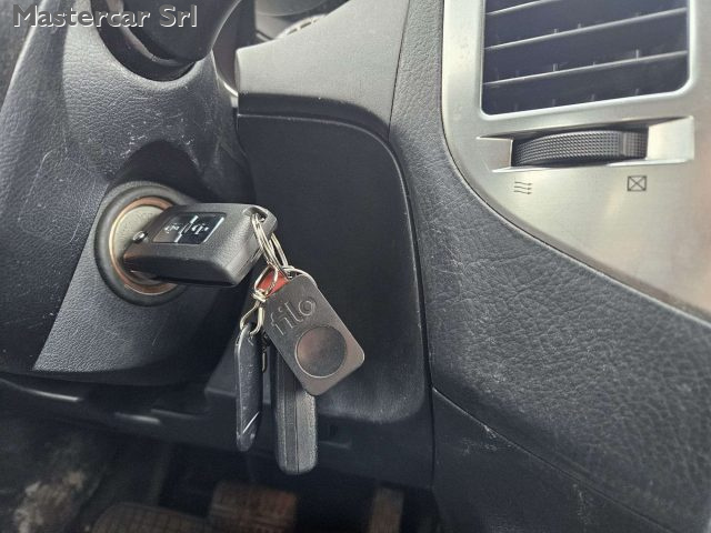 MITSUBISHI Pajero usata, con MP3