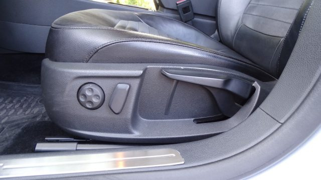 VOLKSWAGEN Passat usata 65